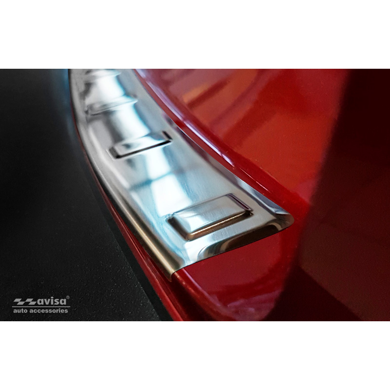 Protection de seuil arrière inox sur mesure pour Mazda CX-30 2019 'Ribs'