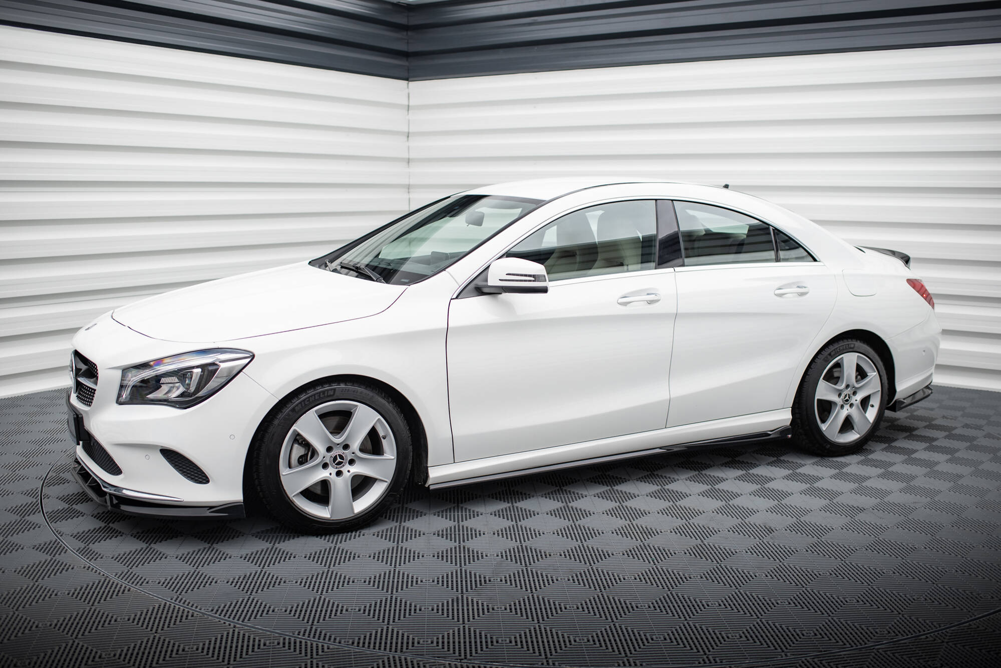 Bodykit passend voor Mercedes-Benz CLA C117 Facelift (2017–2019)