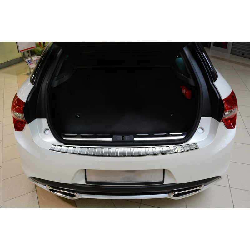Protection de seuil arrière inox sur mesure pour Citroën DS5 2015-
