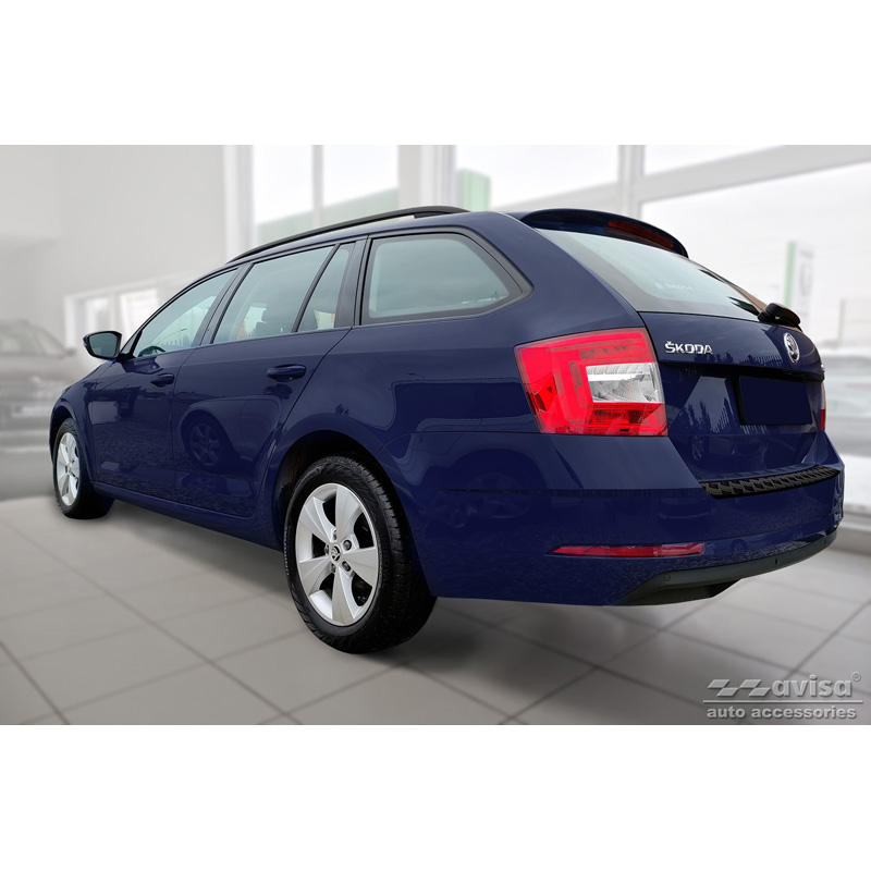Protection de seuil arrière en aluminium noir mat sur mesure pour Skoda Octavia III Kombi Facelift 2017-2020 'Riffled Plate'