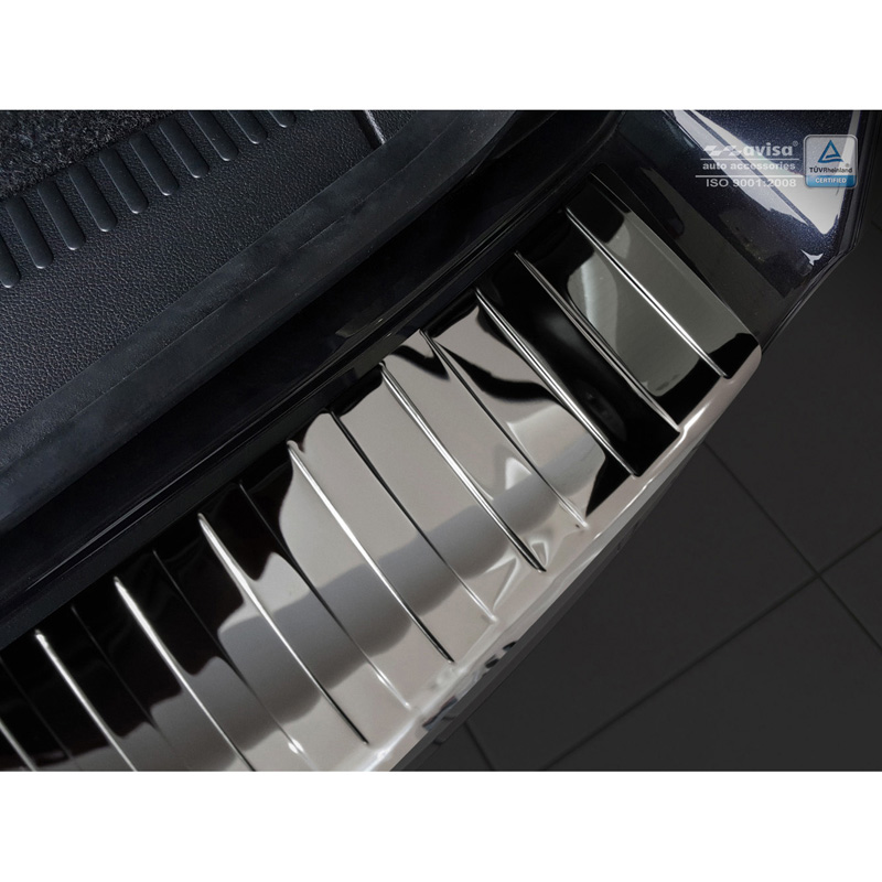Protection de seuil arrière inox Noir-Chromé sur mesure pour Skoda Octavia III Kombi Facelift 2017-2020 'Ribs'