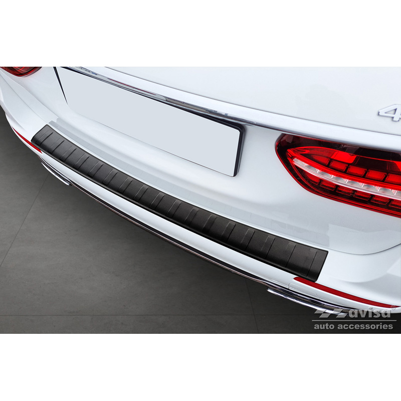 Protection de seuil arrière inox noir mat sur mesure pour Mercedes Classe-E W213 Kombi 2016- 'Ribs'