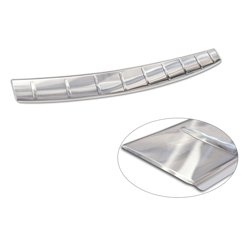 Protection de seuil arrière inox sur mesure pour Volkswagen Passat Variant (CJ5) 2023- 'Ribs'