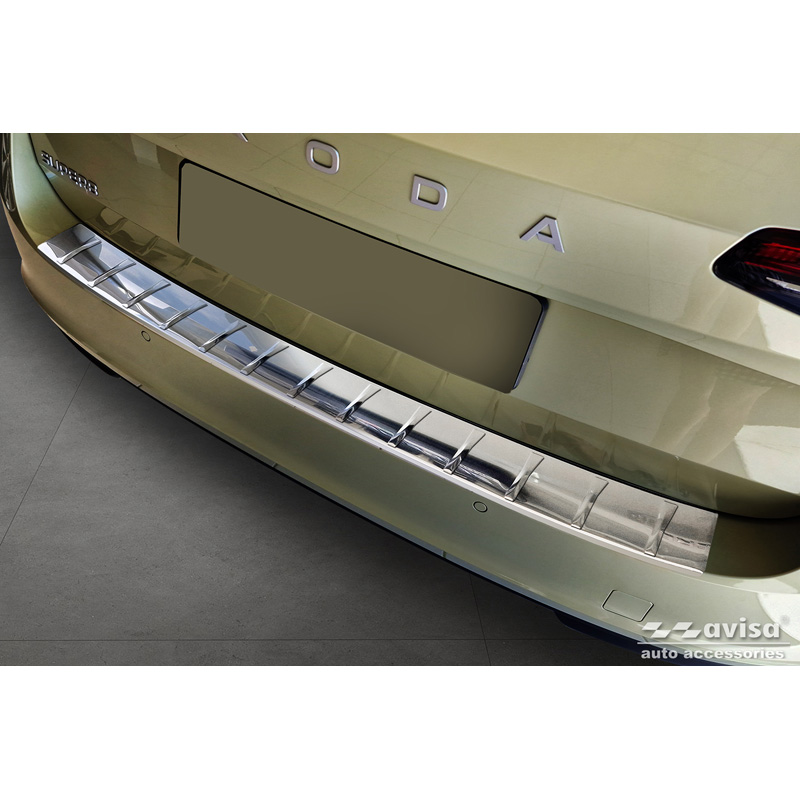 Protection de seuil arrière inox sur mesure pour Skoda Superb IV Combi 2023- 'Ribs'