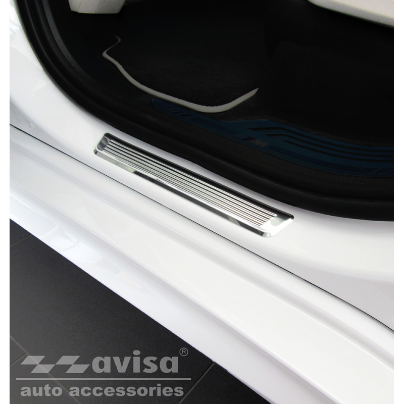 Seuils de portes inoxydable sur mesure pour BMW X7 G07 2019- 'Lines' - 4-pièces