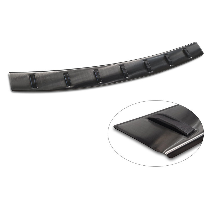 Protection de seuil arrière inox noir sur mesure pour BMW X5 (G05) M-Sport 2018- 'STRONG EDITION'