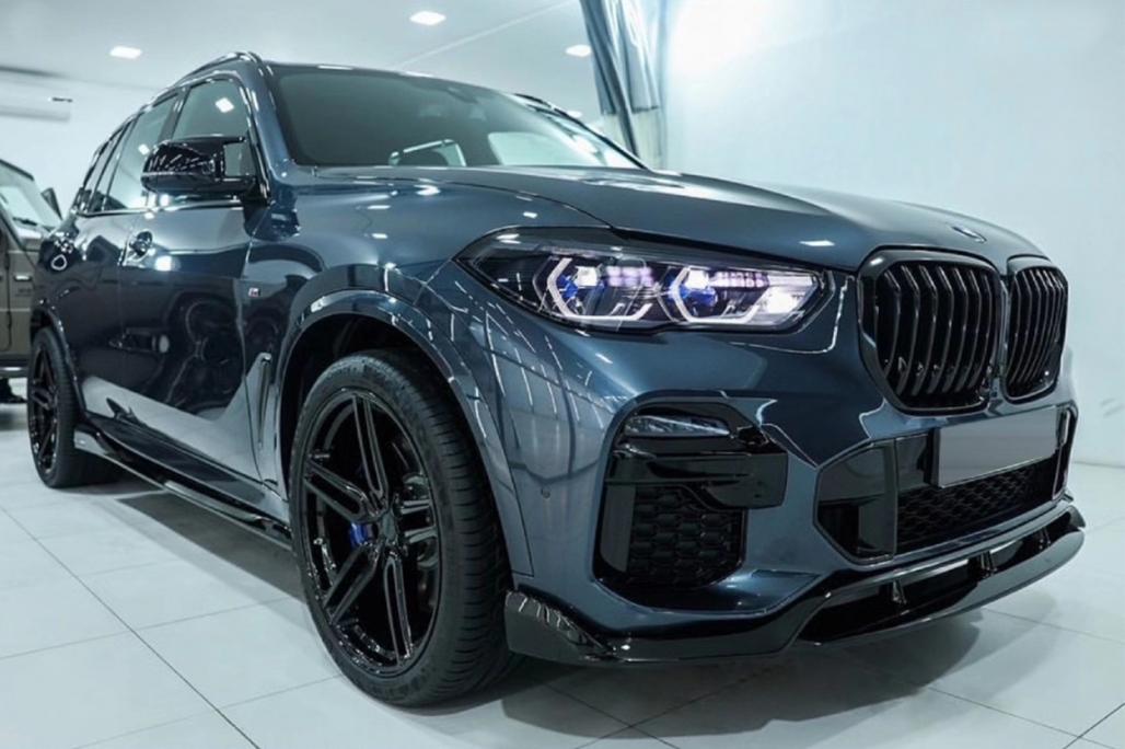 Bodykit BMW X5 G05 M-Tech Black Knight Design Glans Zwart