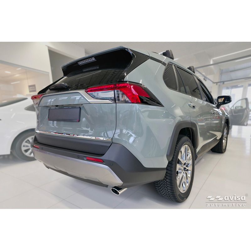 Avisa Revêtement d'habillage du hayon du coffre inox Chrome sur mesure pour Toyota RAV4 V (A5) 2018-