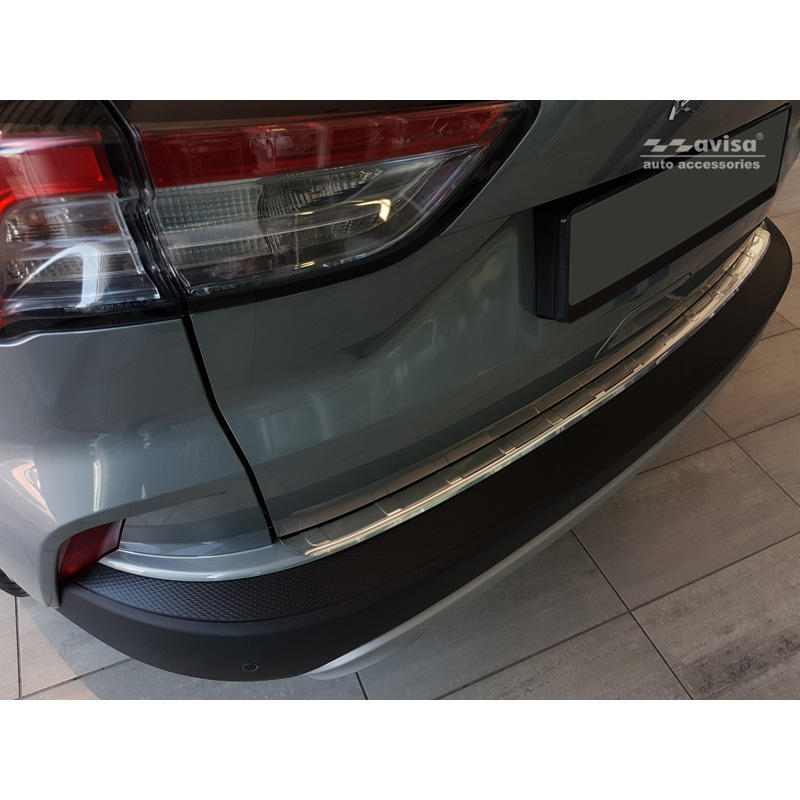Protection de seuil arrière inox sur mesure pour Ford Kuga III Titanium/Trend/Cool+Connect/Hybrid 2019-2024 & FL 2024- excl. ST-Line 'Ribs'