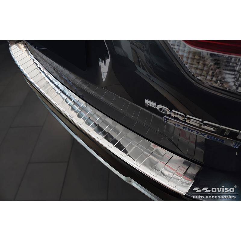 Protection de seuil arrière inox sur mesure pour Subaru Forester (SK) 2018-2024 'Ribs'