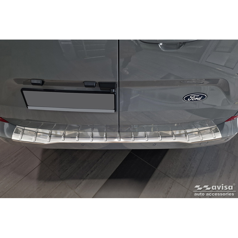 Protection de seuil arrière inox sur mesure pour Ford Transit Custom & Tourneo Custom (V710) 2023- / Volkswagen Transporter T7 2024- 'Ribs'