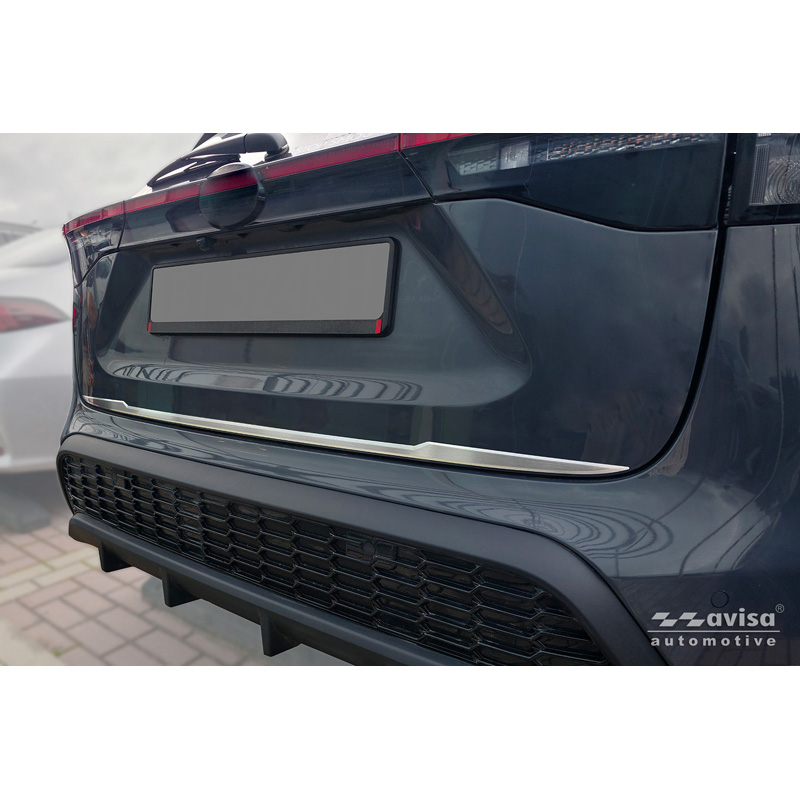 Avisa Revêtement d'habillage du hayon du coffre inox brossé sur mesure pour Toyota Yaris Cross (MXP) 2020-