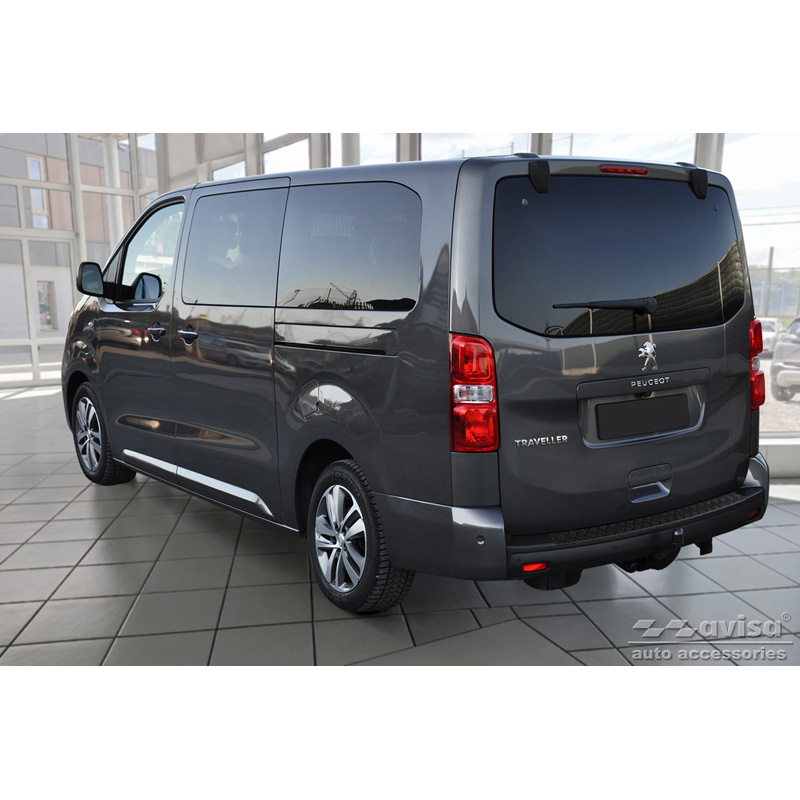 Protection de seuil arrière en aluminium noir mat sur mesure pour Citroën Space Tourer & Jumpy / Peugeot Traveller & Expert / Toyota Proace Verso 2016- / Opel Vivaro & Zafira Life 2019- (modèles avec dessus de pare-chocs non peint) 'Riffled Plate'