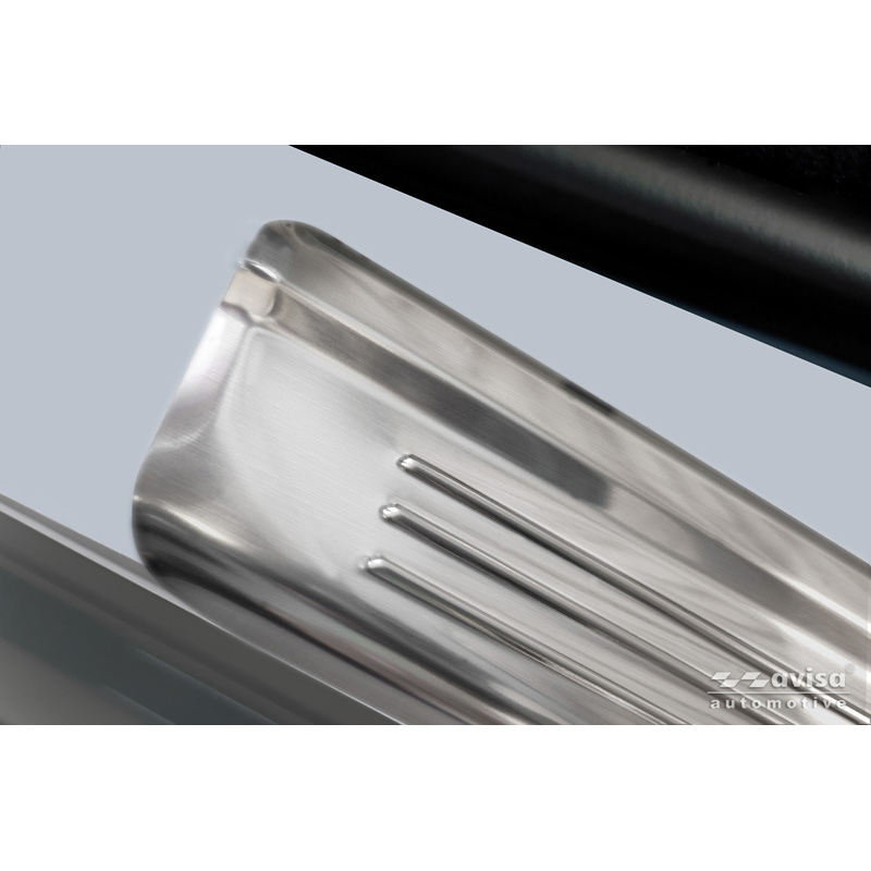 Avisa Seuils de portes inoxydable argent sur mesure pour Nissan Qashqai III 2021-2024 & Facelift 2024- - 'Lines' - 4-pièces