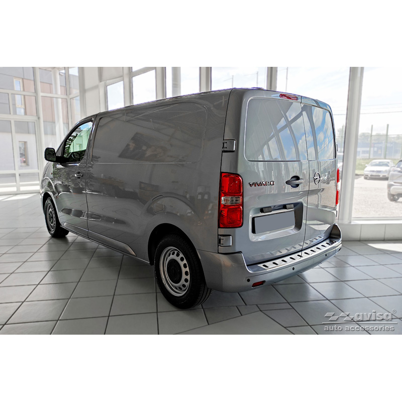 Protection de seuil arrière inox sur mesure pour Citroën Space Tourer & Jumpy 2016- / Peugeot Traveller & Expert 2016- / Toyota Proace Verso 2016- / Opel Vivaro & Zafira Life 2019- 'STRONG EDITION'