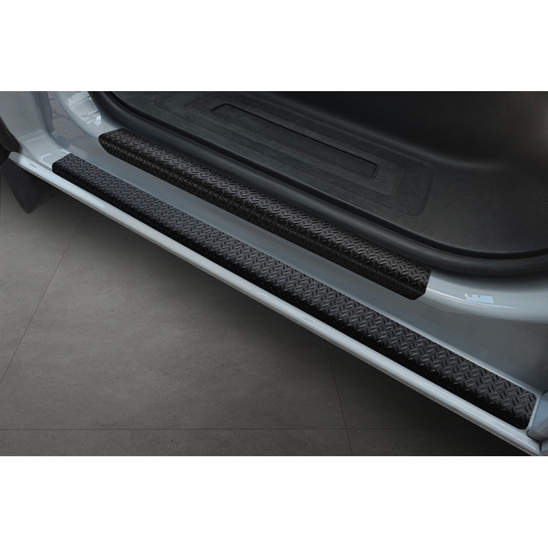 Seuils de portes aluminium supérieures 'Riffled Plate' sur mesure pour Ford Transit Custom (V710) & Tourneo Custom (V710) 2023- - 2-pièces - Noir