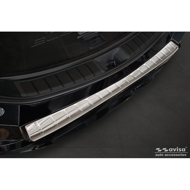 Protection de seuil arrière inox sur mesure pour Lexus RZ 2023- 'Ribs'