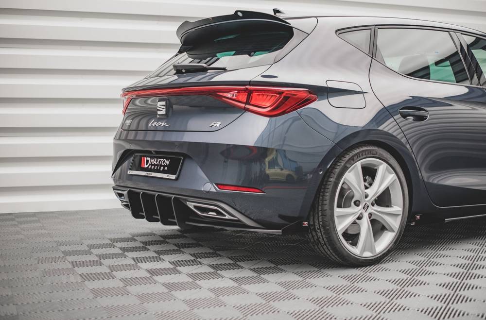 Diffuser Street Pro met Canards Seat Leon FR MK4