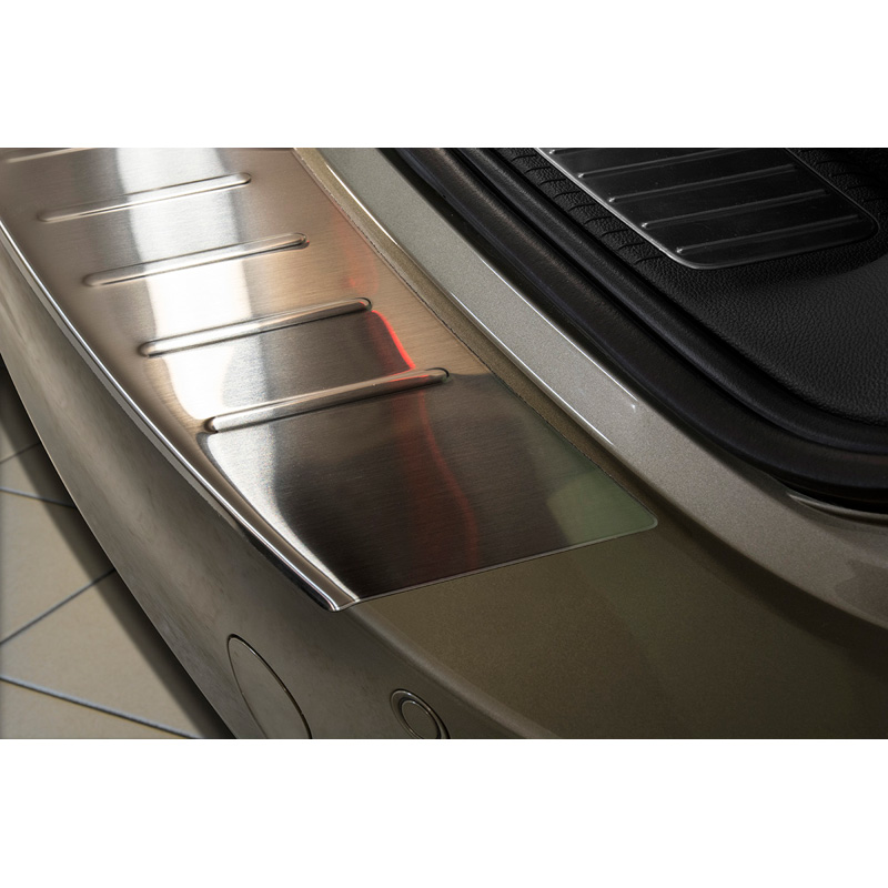 Protection de seuil arrière inox sur mesure pour Opel Insignia Sportstourer 2008- 'Ribs'