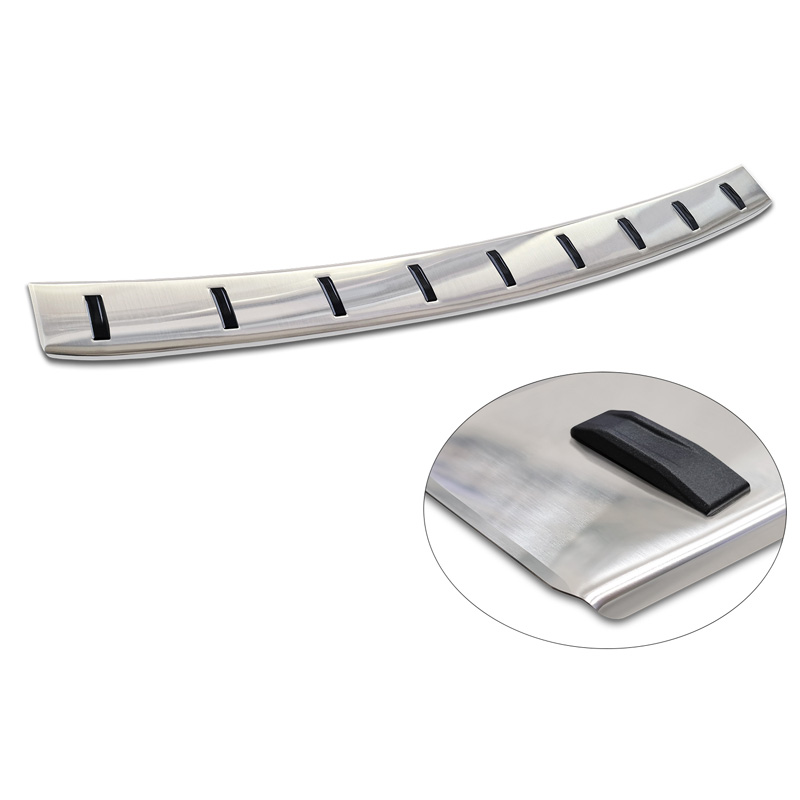Protection de seuil arrière inox sur mesure pour Volkswagen Passat Variant (CJ5) incl. R-Line & Hybrid 2024- 'STRONG EDITION'