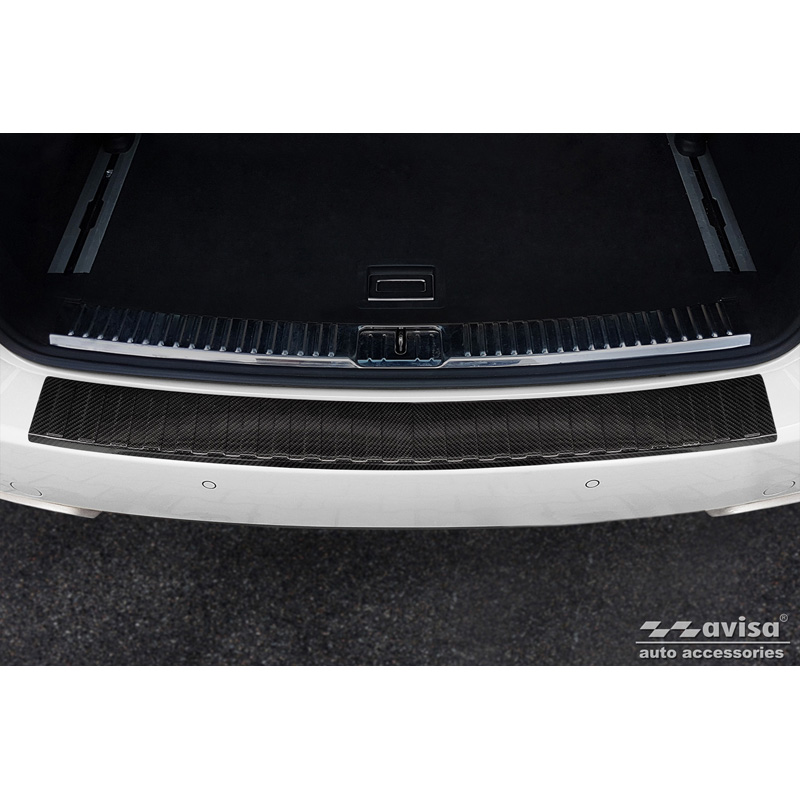Protection de seuil arrière carboné 3D sur mesure pour Porsche Cayenne II 2010-2014 'Ribs'