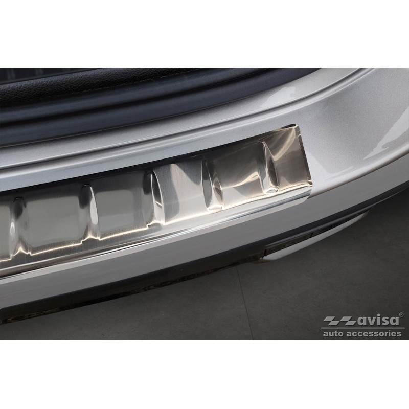 Protection de seuil arrière inox sur mesure pour Mercedes GLC II (X254) 2022- 'Ribs'