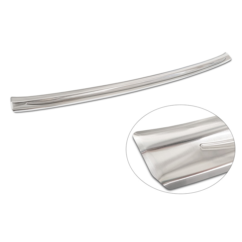 Protection de seuil arrière inox sur mesure pour Toyota Corolla XII Sedan 2019-