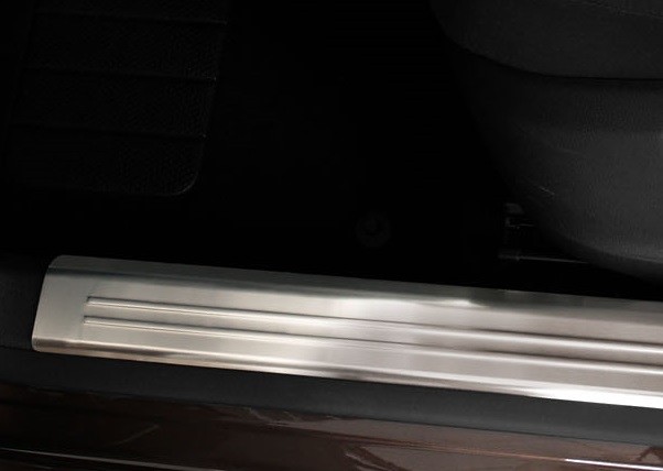 Instaplijsten NISSAN QASHQAI, QASHQAI +2 Inner Staal door sills