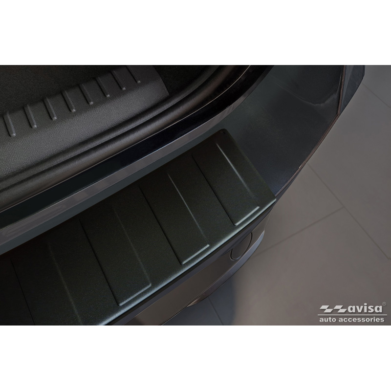 Protection de seuil arrière inox noir mat sur mesure pour Seat Leon Sportstourer incl. FR / Cupra Leon Sportstourer 2020-2024 & Facelift 2024- 'Ribs'