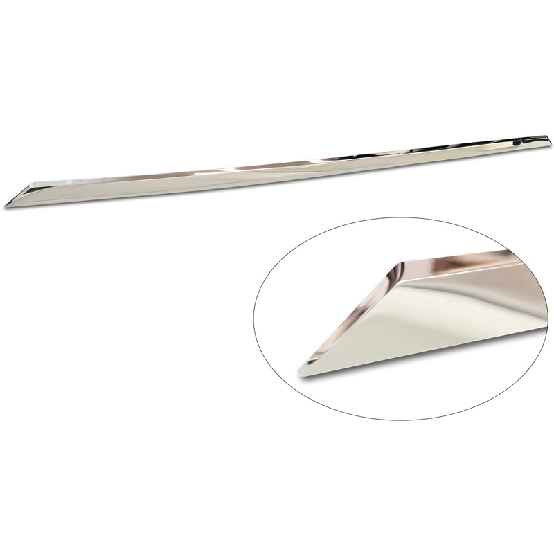 Avisa Revêtement d'habillage du hayon du coffre inox Chrome sur mesure pour Volvo V60 II 2018-