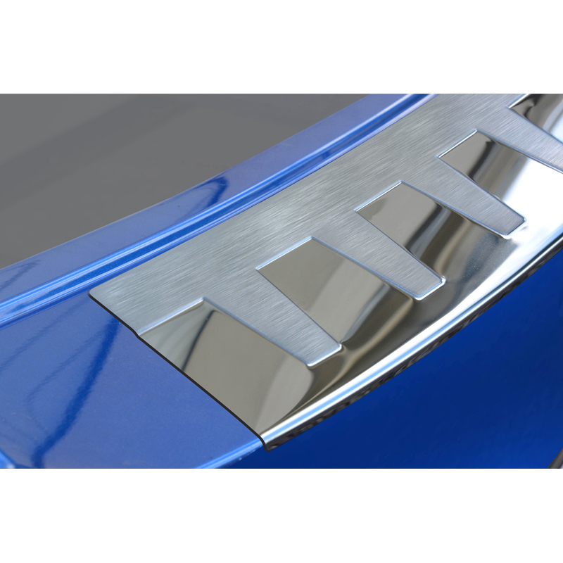 Protection de seuil arrière inox sur mesure pour Skoda Octavia III RS Kombi 2013-2016 'Ribs'