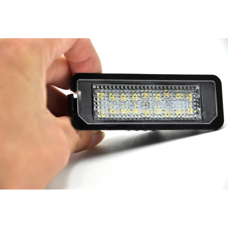 Eclairage des Plaques d'Immatriculation LED sur mesure pour Audi / Volkswagen / Skoda / Seat / Porsche / Bentley divers modèles