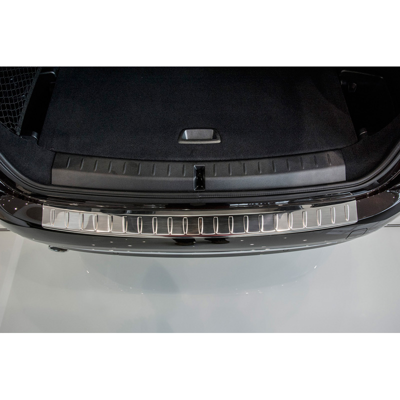 Protection de seuil arrière inox sur mesure pour BMW Série 2 F46 Gran Tourer 2015- excl. M-Paquet 'Ribs'