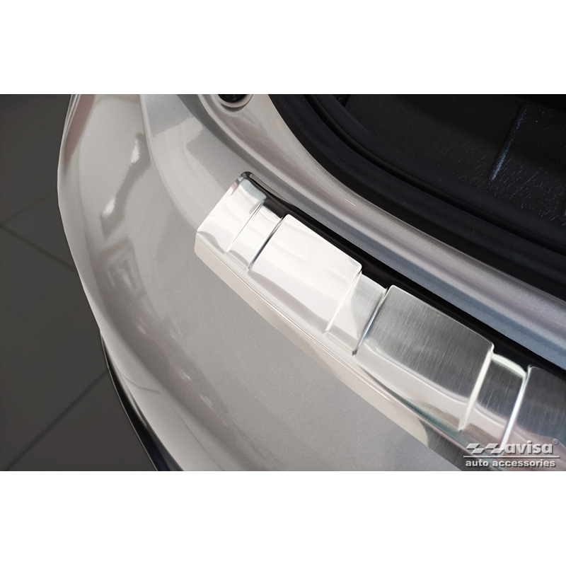 Protection de seuil arrière inox sur mesure pour Fiat Tipo Cross 2020- 'Ribs'