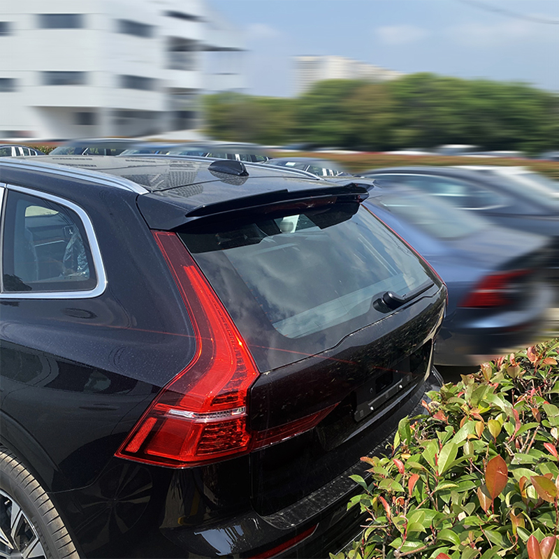 Becquet de toit (Spoiler Cap) sur mesure pour Volvo XC60 II R-Design 2017-2021 & Facelift 2021- (ABS Noir Luisant)