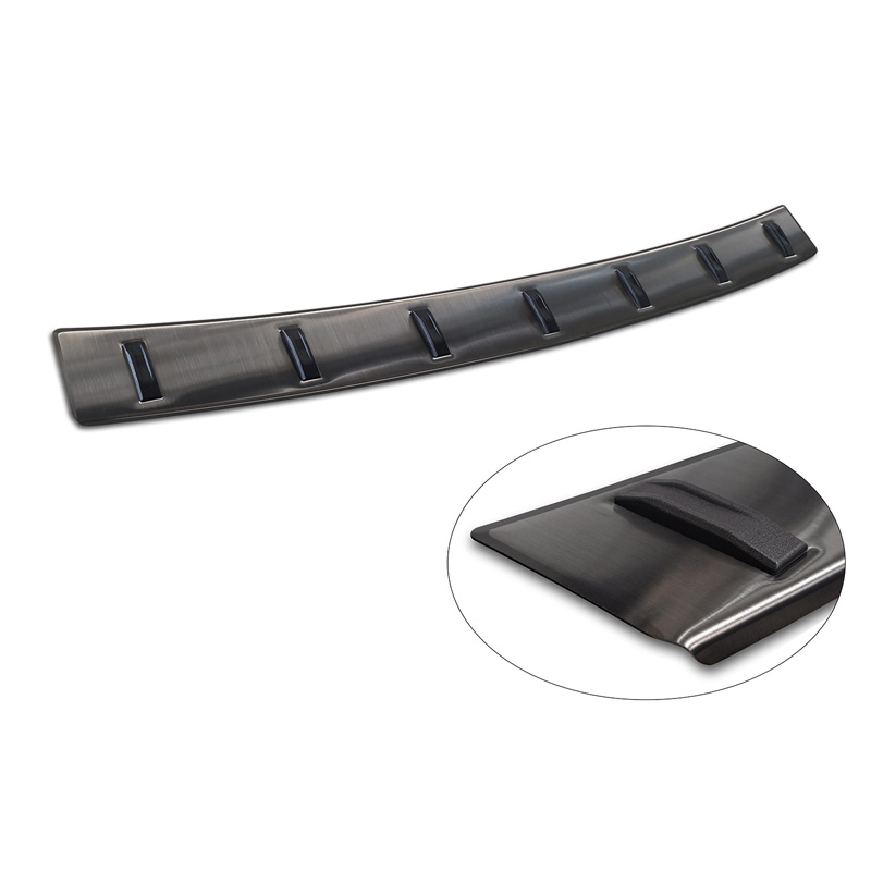 Avisa Protection de seuil arrière inox noir sur mesure pour Volkswagen Touran III 2015- incl. R-Line 'STRONG EDITION'