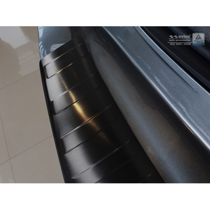 Protection de seuil arrière inox noir sur mesure pour Nissan X-Trail III (T32) Facelift 2017-2021 'Ribs'
