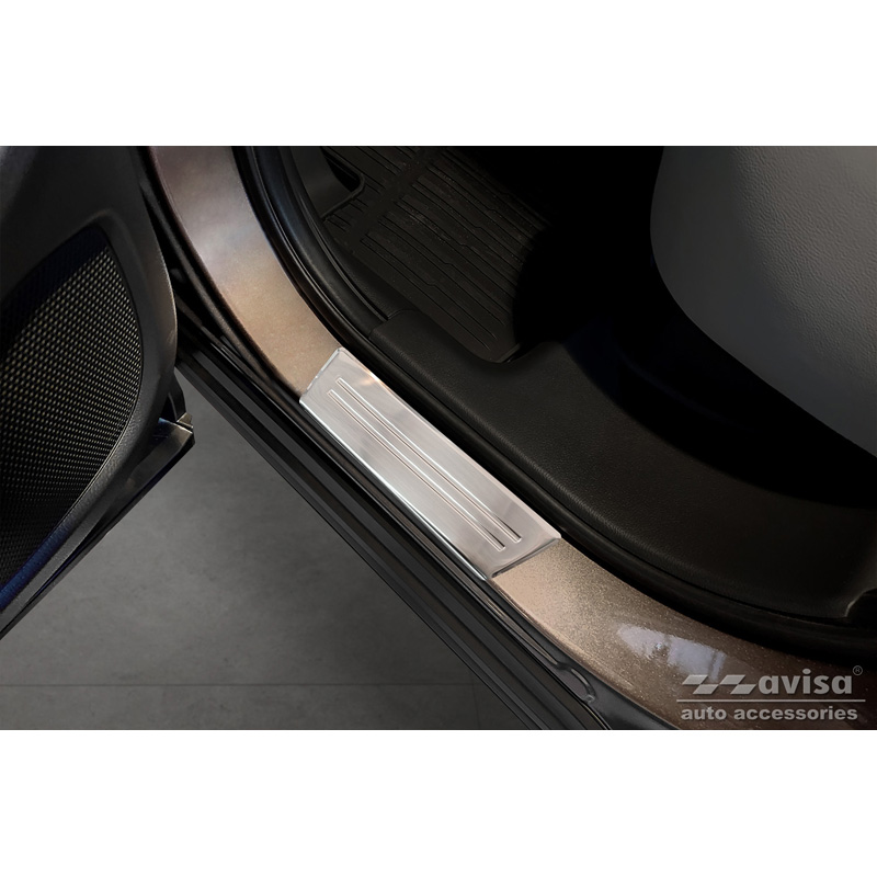 Seuils de portes inoxydable sur mesure pour Mitsubishi Eclipse Cross PHEV 2021- 'Hybrid' - 4-pièces