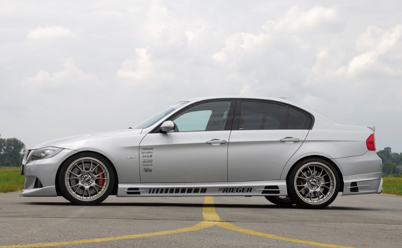 Voorbumper BMW E90 met ABE met uitsparing voor sproei-installati