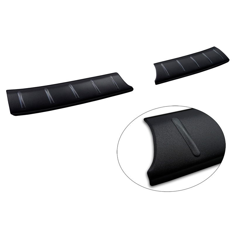 Protection de seuil arrière inox noir mat sur mesure pour Suzuki Swift VI 2024- 'Ribs'