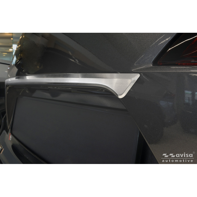 Avisa Revêtement d'habillage du hayon du coffre inox brossé sur mesure pour Toyota Corolla Touring Sports (E21) 2019-