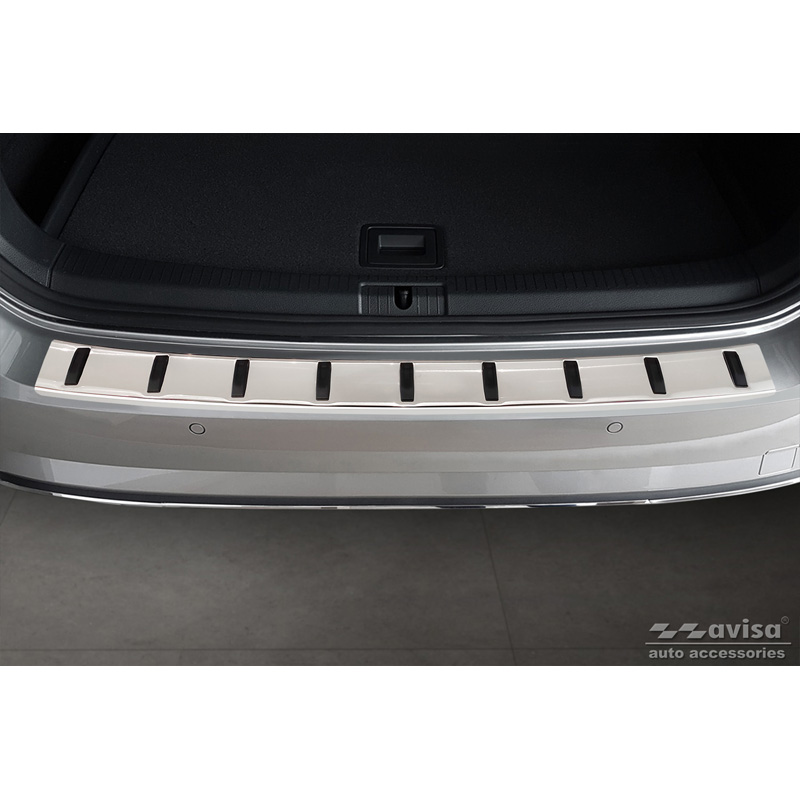 Protection de seuil arrière inox sur mesure pour Volkswagen Golf VII Variant Facelift 2017-2019 (incl. R-Line & Alltrack) 'STRONG EDITION'