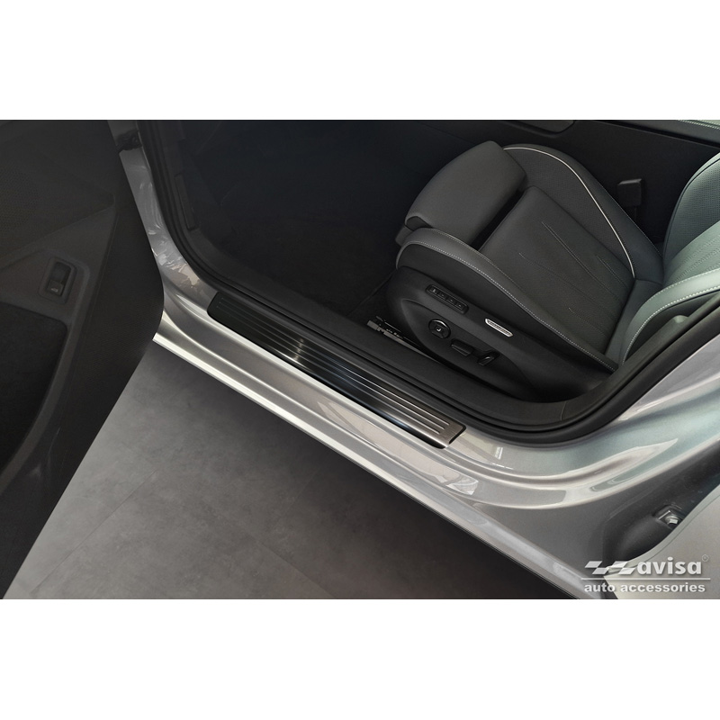Seuils de portes inoxydable noir sur mesure pour Volkswagen Passat Variant (CJ5) incl. R-Line & Hybrid 2024- / Skoda Superb IV Combi 2024- - 'Lines' - 4-pièces