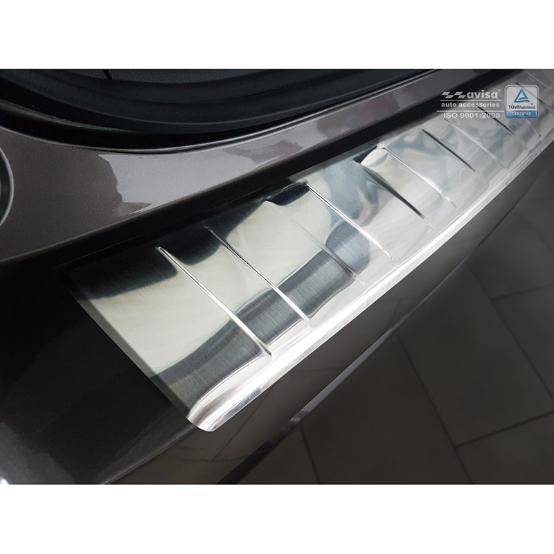 Protection de seuil arrière inox sur mesure pour Mitsubishi ASX 2017-2019 'Ribs'