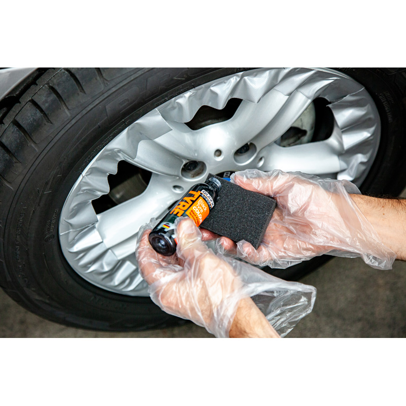 Quixx Black Tyre Colour / Peinture Noire pour Pneus 75ml