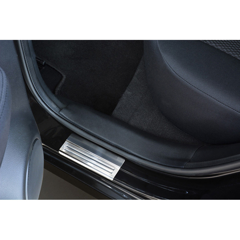 Seuils de portes inoxydable sur mesure pour Nissan Qashqai II 2014-2021 - 'Special Edition' - 4-pièces