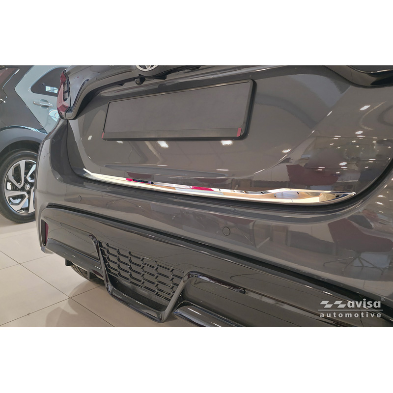 Avisa Revêtement d'habillage du hayon du coffre inox Chrome sur mesure pour Toyota Yaris (P21) 2020-2024 & Facelift 2024-