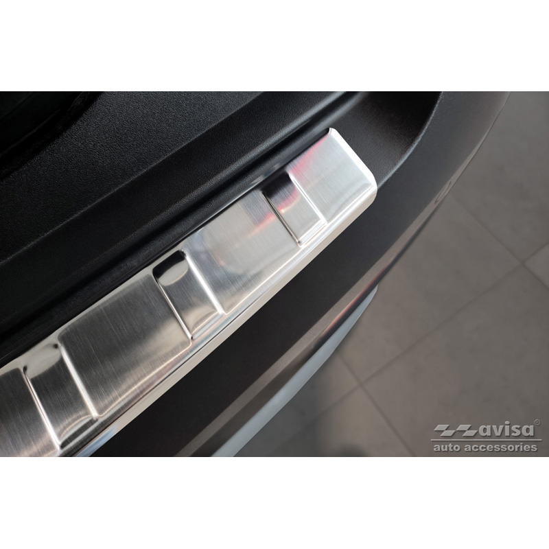 Protection de seuil arrière inox sur mesure pour Hyundai Bayon 2021- 'Ribs'