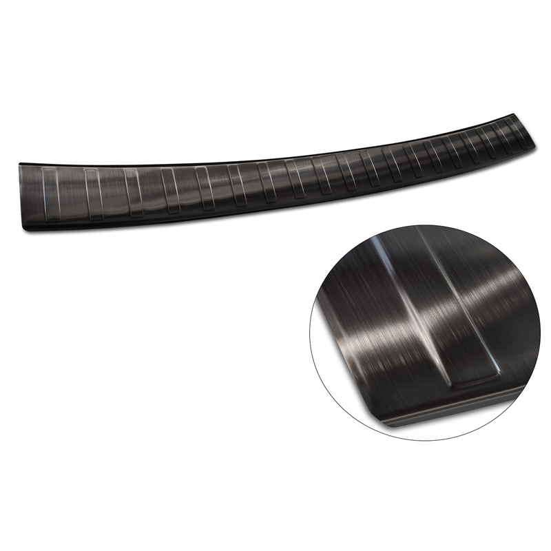 Protection de seuil arrière inox noir sur mesure pour Mercedes Classe-C AMG Estate S206 2021- 'Ribs'