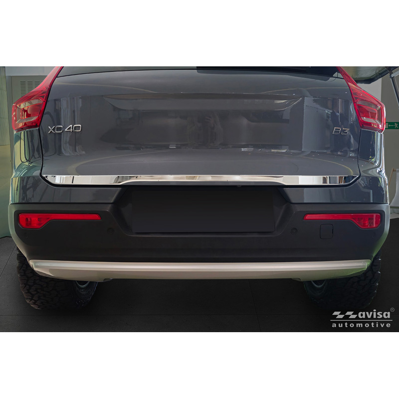 Avisa Revêtement d'habillage du hayon du coffre inox Chrome sur mesure pour Volvo XC40 (536) 2017-